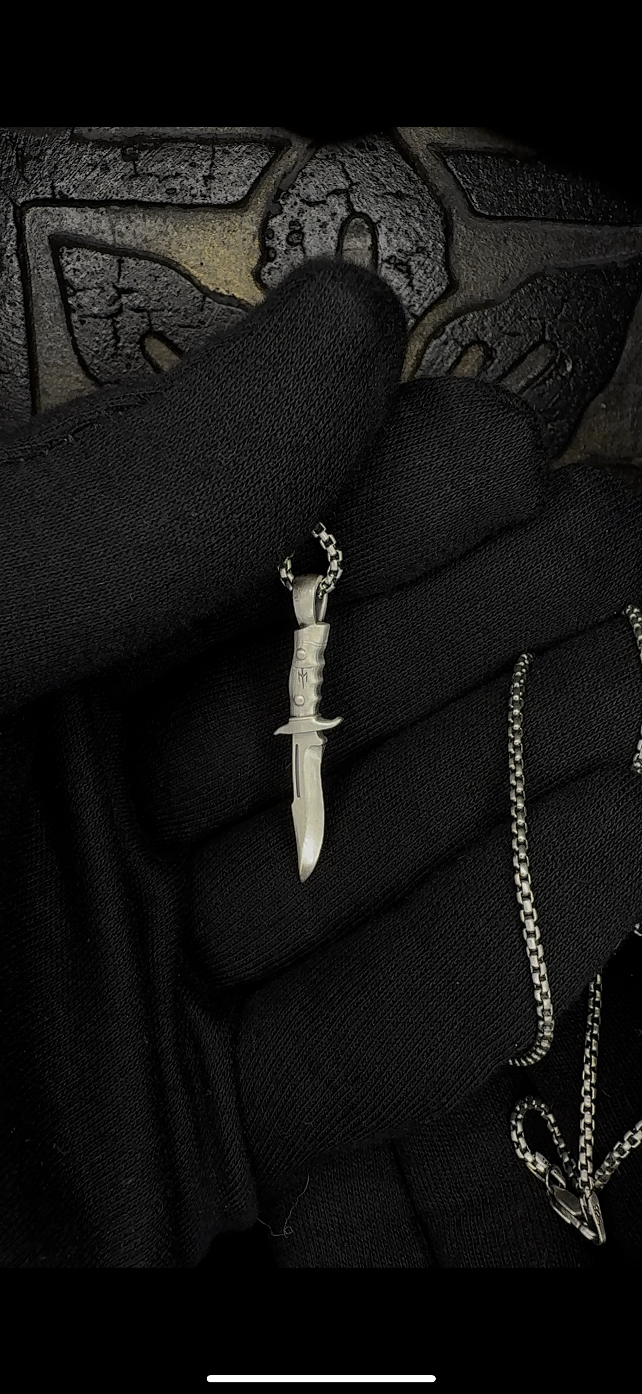KNIFE PENDANT